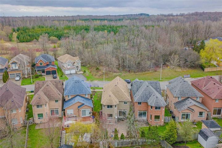 Photo 19 at 106 Snowy Meadow Avenue, Oak Ridges, Richmond Hill