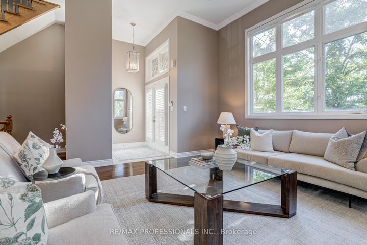 Photo 3 at 2264 Lake Shore Boulevard W, Mimico, Toronto