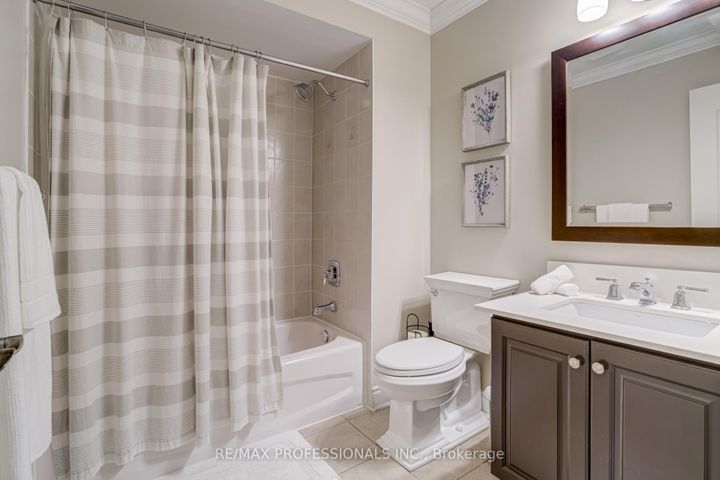 Photo 16 at 2264 Lake Shore Boulevard W, Mimico, Toronto