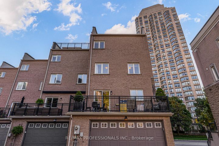 Photo 33 at 2264 Lake Shore Boulevard W, Mimico, Toronto