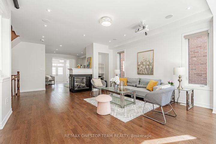 Photo 10 at 16 Nocturne Avenue, Kleinburg, Vaughan