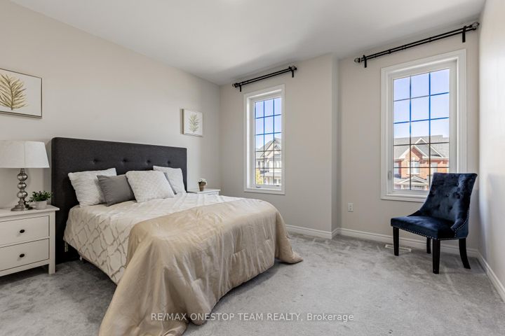 Photo 35 at 16 Nocturne Avenue, Kleinburg, Vaughan