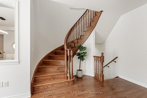 Photo 7 at 16 Nocturne Avenue, Kleinburg, Vaughan