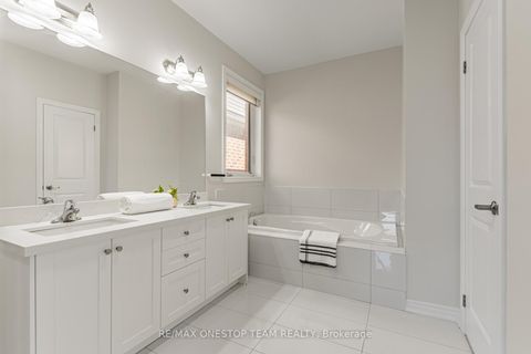 Photo 26 at 16 Nocturne Avenue, Kleinburg, Vaughan