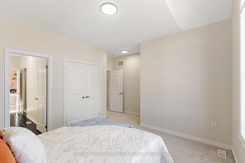 Photo 31 at 16 Nocturne Avenue, Kleinburg, Vaughan