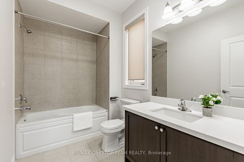 Photo 37 at 16 Nocturne Avenue, Kleinburg, Vaughan