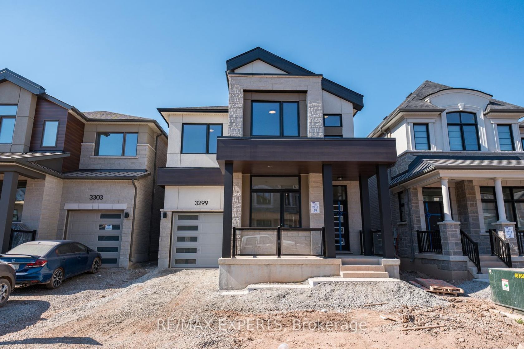3299 harasym Trail, NW Northwest, Oakville by Loree Meneguzzi Real Estate 3299 harasym Trail, NW Northwest, Oakville