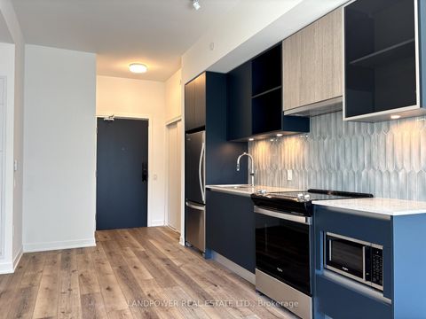 Photo 13 at 725 - 395 Dundas Street W, GO Glenorchy, Oakville