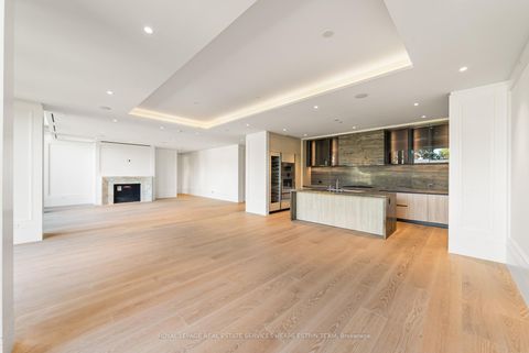Photo 3 at 302 - 7 Dale Avenue, Moore Park, Toronto