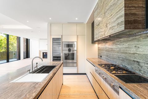 Photo 6 at 302 - 7 Dale Avenue, Moore Park, Toronto