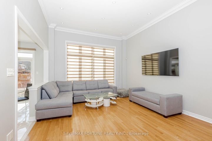 Photo 13 at 106 Watsonbrook Drive, Wellington, Brampton