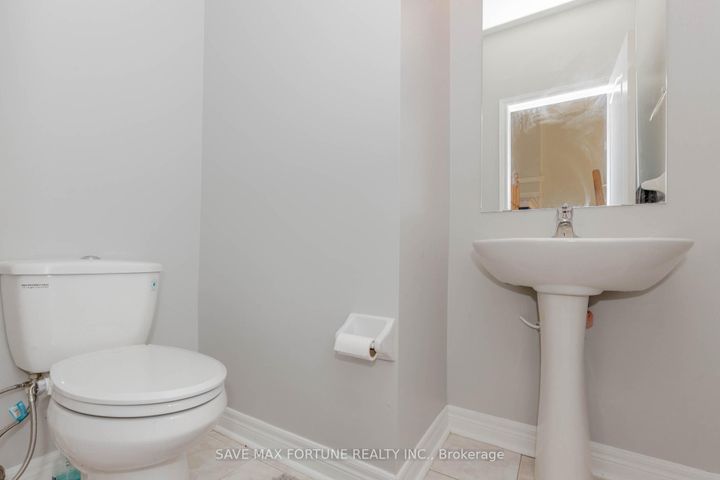 Photo 17 at 106 Watsonbrook Drive, Wellington, Brampton