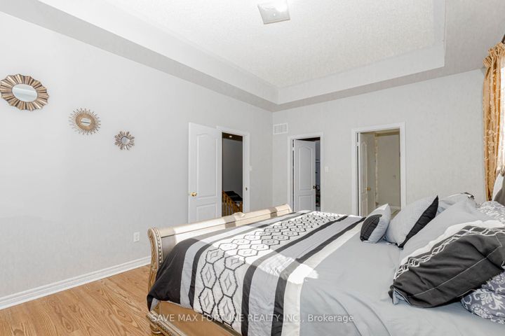 Photo 18 at 106 Watsonbrook Drive, Wellington, Brampton