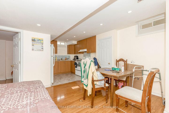 Photo 29 at 106 Watsonbrook Drive, Wellington, Brampton