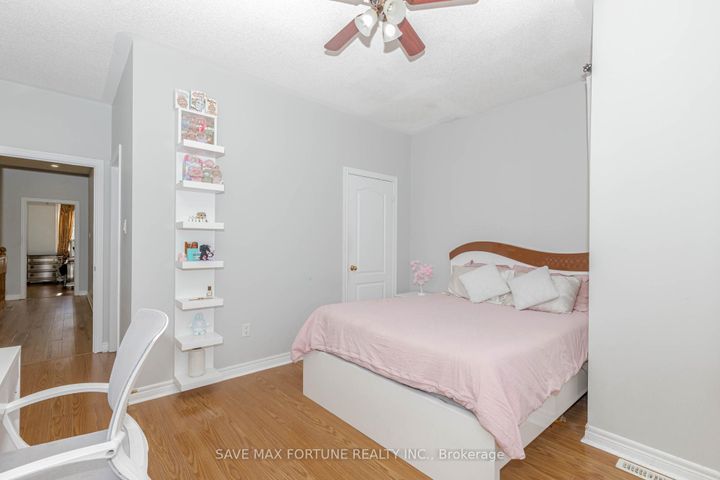 Photo 30 at 106 Watsonbrook Drive, Wellington, Brampton