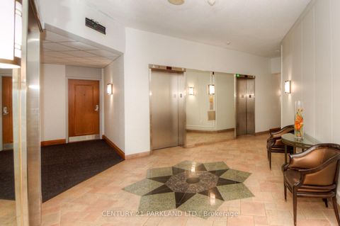 Photo 3 at 207 - 5 Concorde Place, Don Mills, Toronto