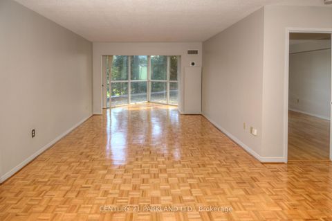 Photo 6 at 207 - 5 Concorde Place, Don Mills, Toronto