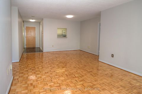 Photo 10 at 207 - 5 Concorde Place, Don Mills, Toronto