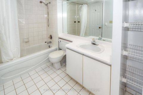 Photo 16 at 207 - 5 Concorde Place, Don Mills, Toronto