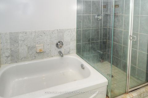 Photo 21 at 207 - 5 Concorde Place, Don Mills, Toronto