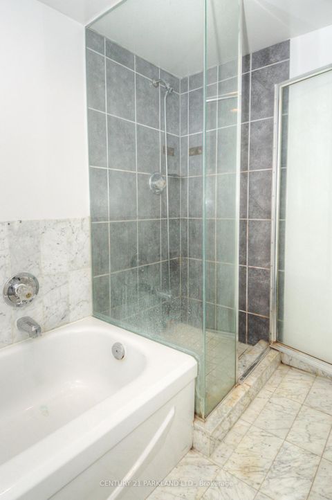 Photo 22 at 207 - 5 Concorde Place, Don Mills, Toronto