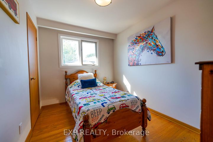 Photo 14 at 902 Sixth Street, Lakeview, Mississauga