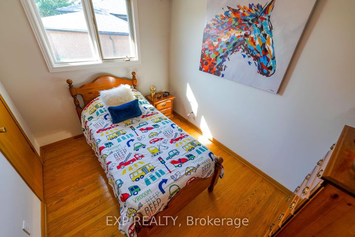 Photo 16 at 902 Sixth Street, Lakeview, Mississauga