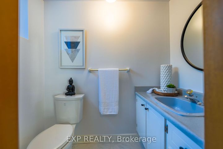 Photo 38 at 902 Sixth Street, Lakeview, Mississauga