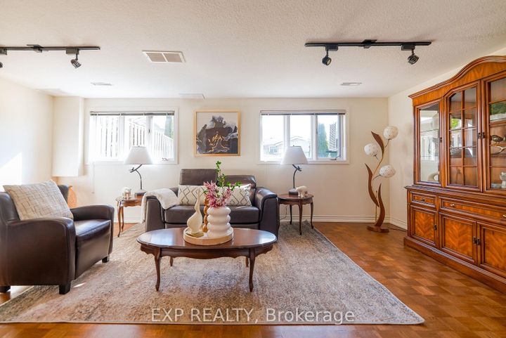 Photo 40 at 902 Sixth Street, Lakeview, Mississauga