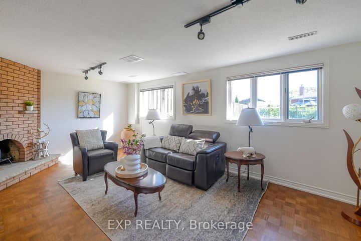 Photo 42 at 902 Sixth Street, Lakeview, Mississauga