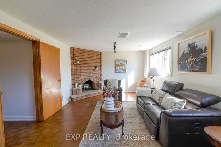 Photo 43 at 902 Sixth Street, Lakeview, Mississauga