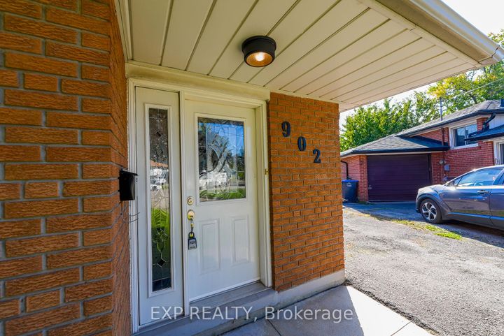 Photo 48 at 902 Sixth Street, Lakeview, Mississauga