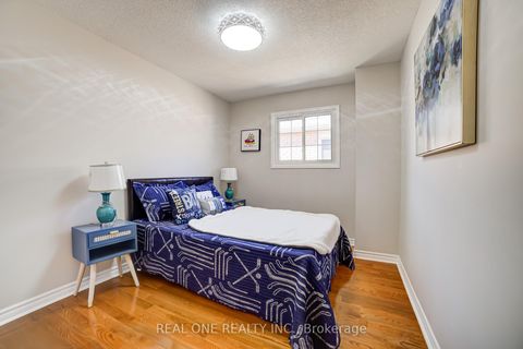 Photo 21 at 10 Squire Drive, Devonsleigh, Richmond Hill Photo 21 at 10 Squire Drive, Devonsleigh, Richmond Hill