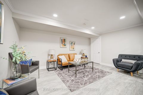 Photo 28 at 10 Squire Drive, Devonsleigh, Richmond Hill