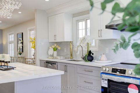 Photo 36 at 10 Squire Drive, Devonsleigh, Richmond Hill Photo 36 at 10 Squire Drive, Devonsleigh, Richmond Hill