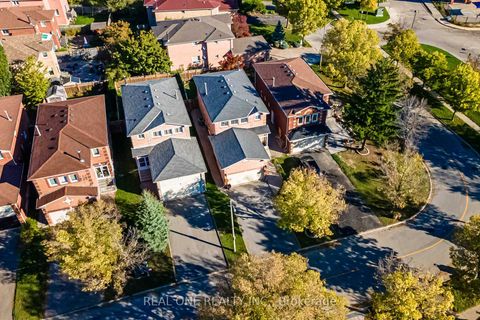 Photo 37 at 10 Squire Drive, Devonsleigh, Richmond Hill Photo 37 at 10 Squire Drive, Devonsleigh, Richmond Hill