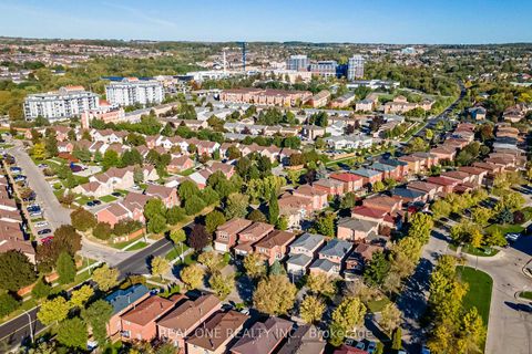 Photo 40 at 10 Squire Drive, Devonsleigh, Richmond Hill Photo 40 at 10 Squire Drive, Devonsleigh, Richmond Hill