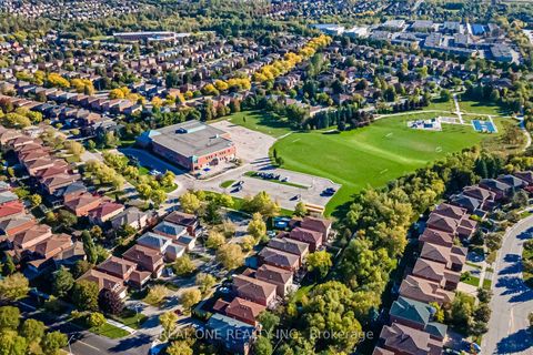 Photo 41 at 10 Squire Drive, Devonsleigh, Richmond Hill