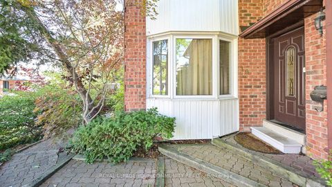 Photo 1 at 19 Roosevelt Drive, South Richvale, Richmond Hill Photo 1 at 19 Roosevelt Drive, South Richvale, Richmond Hill