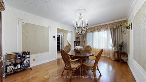 Photo 7 at 19 Roosevelt Drive, South Richvale, Richmond Hill Photo 7 at 19 Roosevelt Drive, South Richvale, Richmond Hill