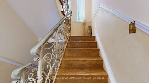 Photo 16 at 19 Roosevelt Drive, South Richvale, Richmond Hill