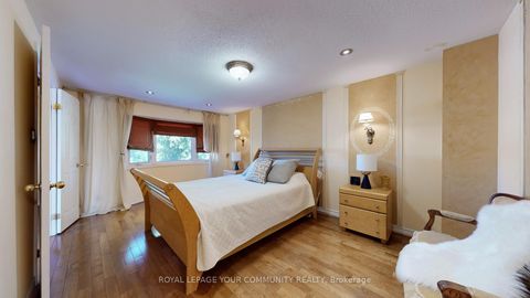 Photo 20 at 19 Roosevelt Drive, South Richvale, Richmond Hill