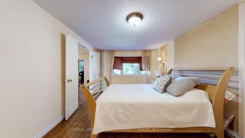 Photo 21 at 19 Roosevelt Drive, South Richvale, Richmond Hill