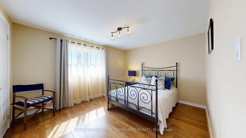 Photo 23 at 19 Roosevelt Drive, South Richvale, Richmond Hill