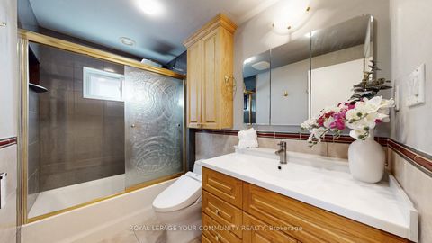 Photo 26 at 19 Roosevelt Drive, South Richvale, Richmond Hill