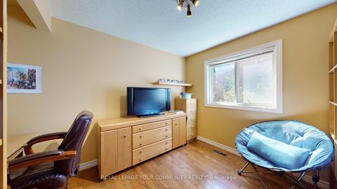 Photo 27 at 19 Roosevelt Drive, South Richvale, Richmond Hill