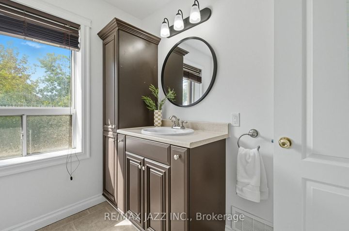 Photo 20 at 264 Ritson Road S, Central, Oshawa