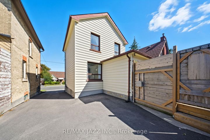 Photo 30 at 264 Ritson Road S, Central, Oshawa