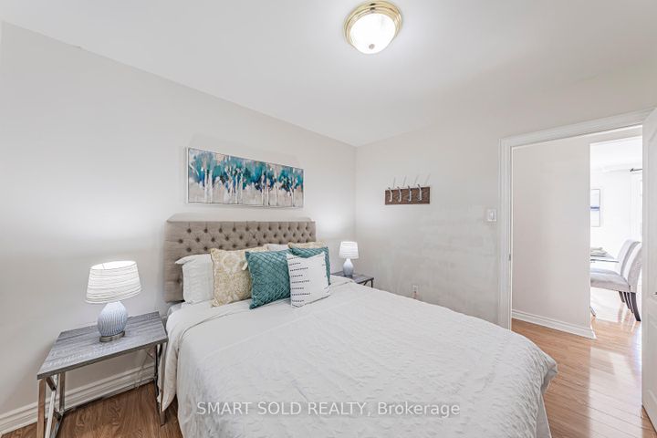 Photo 16 at 295 Boisdale Avenue, Harding, Richmond Hill