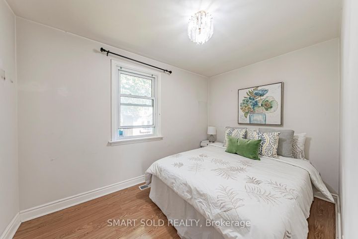Photo 17 at 295 Boisdale Avenue, Harding, Richmond Hill